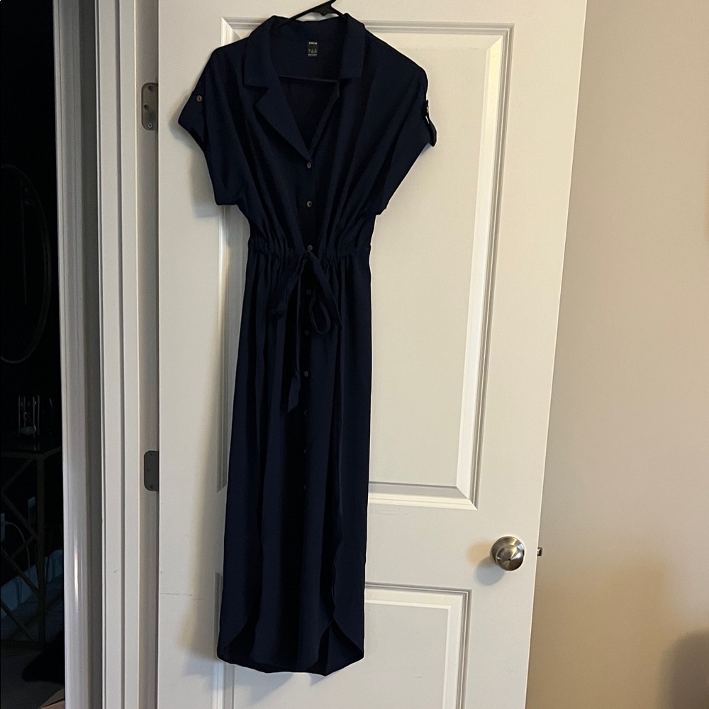 SHEIN Navy and Mustard Midi Dresses - Picture 2 of 9